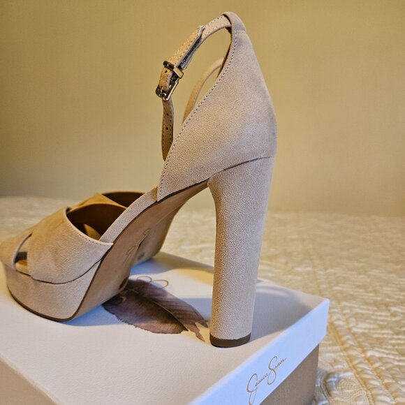 Jessica Simpson Irbella Beige Platforms - Picture 6 of 10